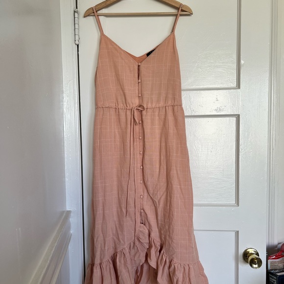 Lulu’s - Beautiful Views Peach Button-Front Ruffled High-Low Midi Dress - M - Picture 2 of 8